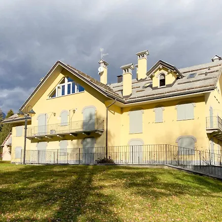 Apartment Le Mansarde Di Siberia