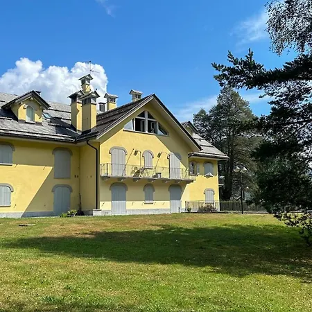 Le Mansarde Di Siberia Apartment *